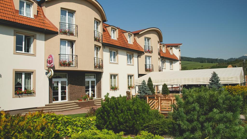Penzion Fontana Bešeňová Esterno foto