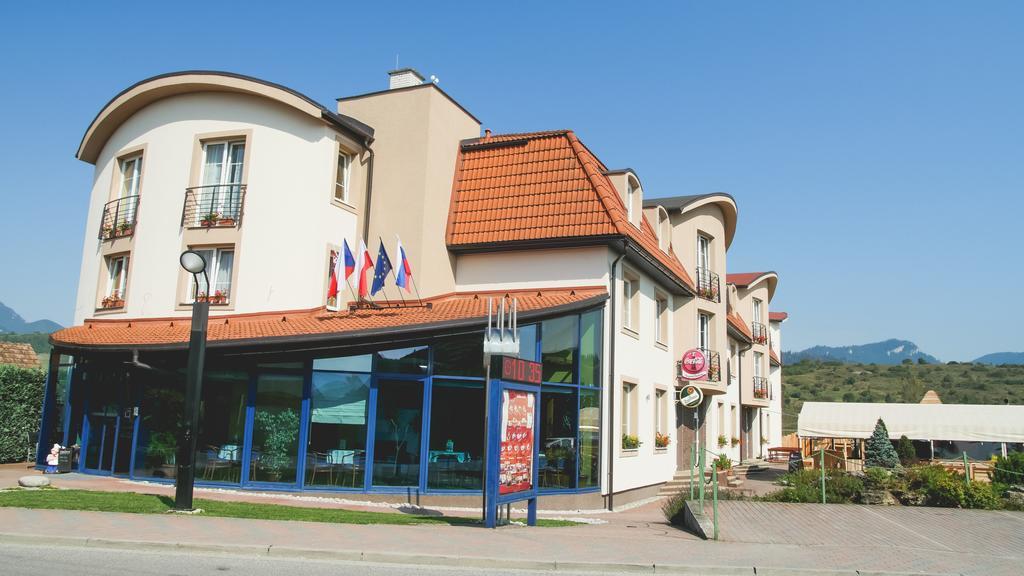 Penzion Fontana Bešeňová Esterno foto