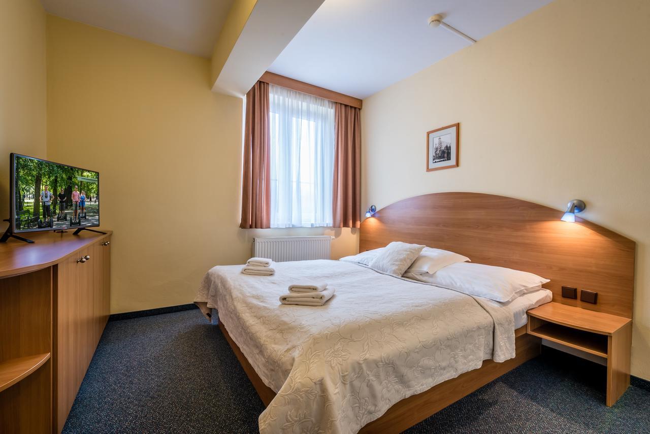 Penzion Fontana Bešeňová Esterno foto